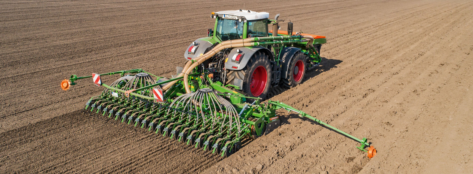 Avant6001-2_KG6002-2_FTender1600_Fendt_d0_kw_DJI_0395_d1_190830_SIMA