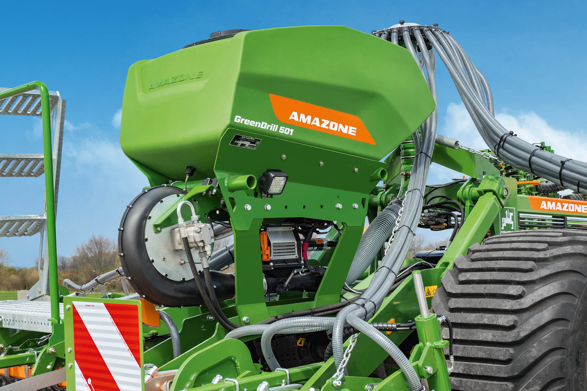 GreenDrill 240 耕運機 GreenDrill 240 耕運機 耕運機に乗る18hp耕運機ハンドガソリン耕うん機