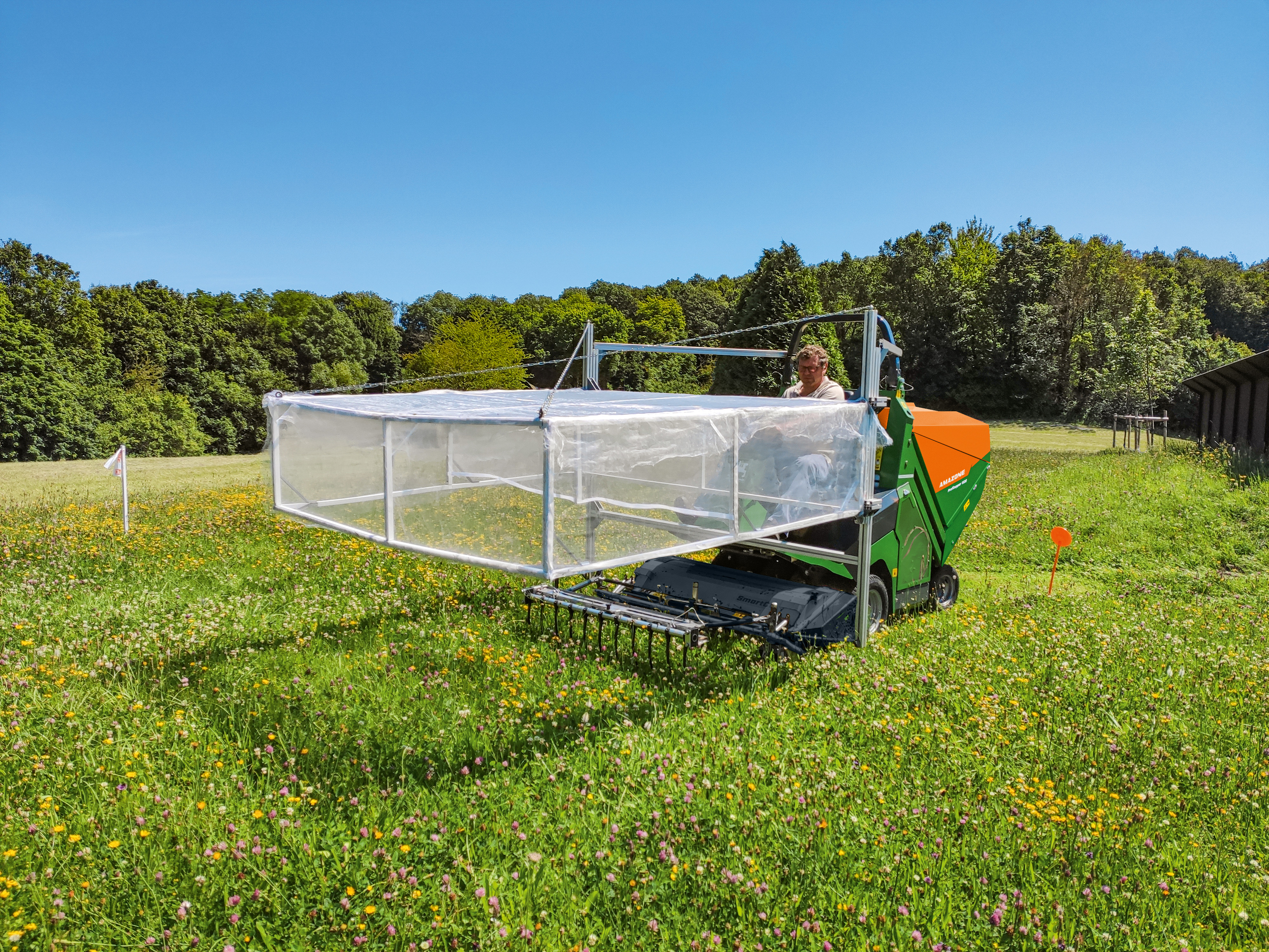 Pooran Insects Guard AMAZONE InsectGuard shown to protect more insects