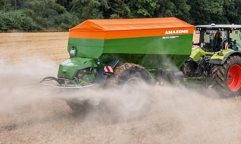 ＴＭＧＥ×ＴＦＯＡ AMAZONE: ZG-TX – The new trailed combi spreader without