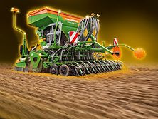 Centaya3000Special_KE3002-190_NewHolland_d0_kw_P8224059_d1_220831_Beileger_Gold_de_CMS