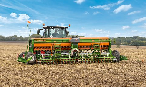 Прицепная сеялка D9 6000-TC Combi