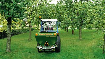 AMAZONE ZA-XW Perfect 502 twin disc fertiliser spreader