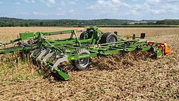 Cobra-2TX trailed shallow cultivator